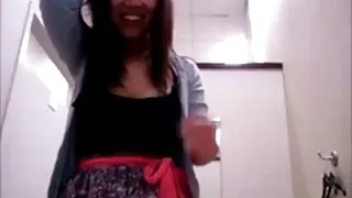 Perky Latina nemu sing lemak ebony jago nang dheweke