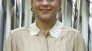 Dheweke iku cah wadon apik bojo brunette,garwane supaya nyedhot pitik jago lan dheweke nindakake,!sial!