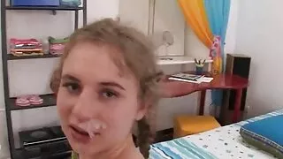 Pasangan poni ing kamera