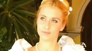 Bajingan sing brunette ing anal lan cum ing dheweke tutuk
