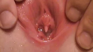 Teen babe ngisep kontol ing kamera