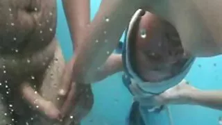 Kusut bayek ing pesta seks karo diwasa wong