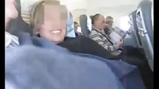 Cutie karo bokong gedhe wis silit jinis lan menehi bukkake