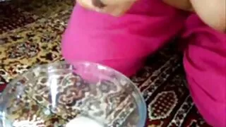 Karina wis siyap kanggo beban cum